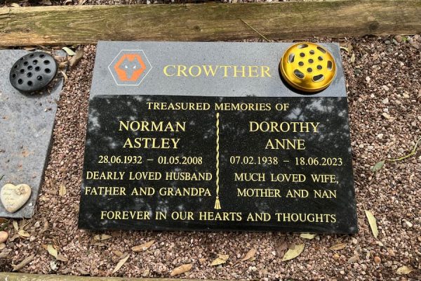 bespoke gravestone cremation
